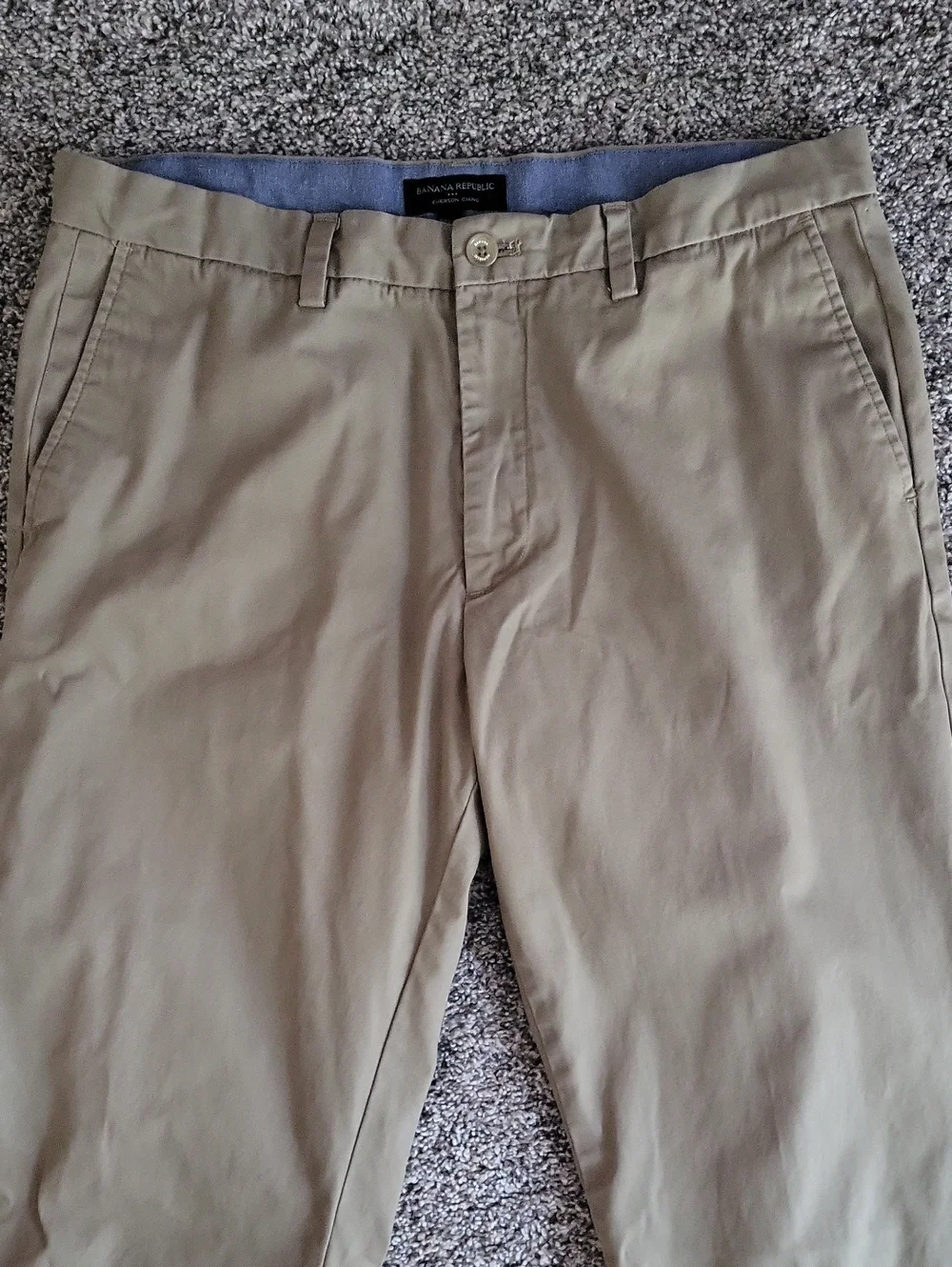 Banana Republic Men's Khaki Chino Pants - Tan